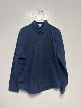 Men’s size large Calvin Klein brand dress shirt, #F1235